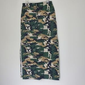 Nick & Sarah Camouflage High Split Skirt, Size XL